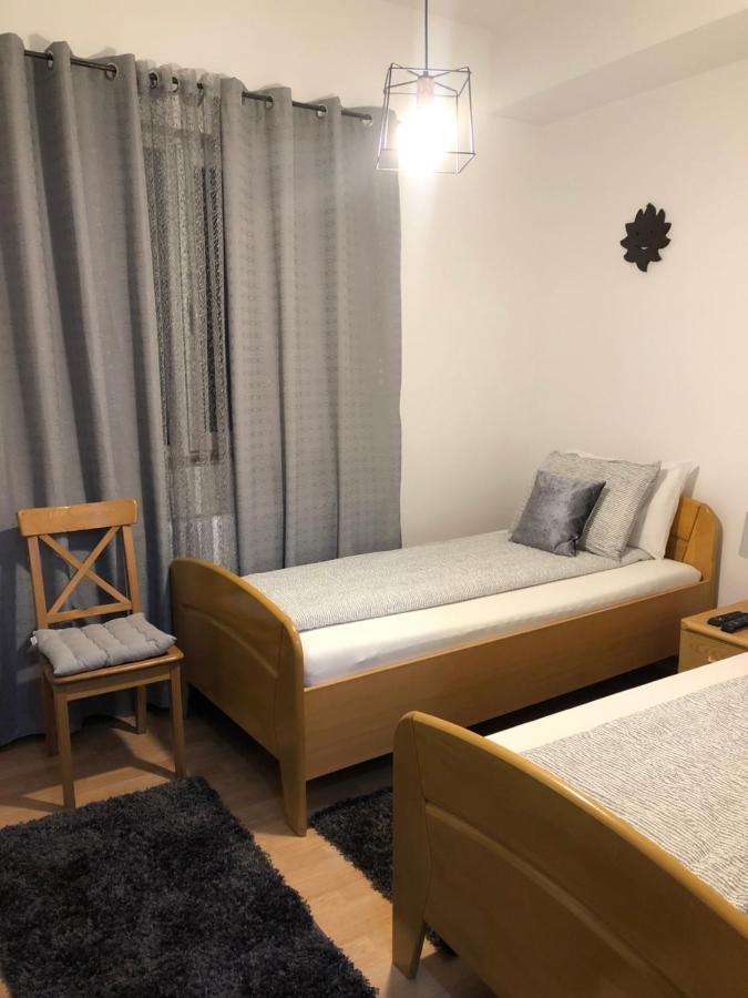 Apartament Basak 2 Daire Deva Dış mekan fotoğraf