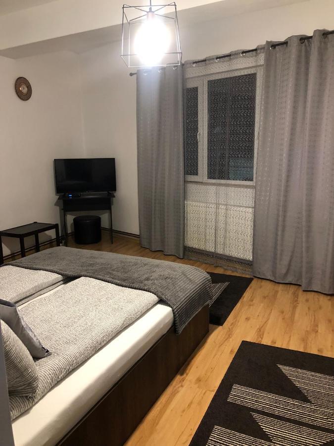 Apartament Basak 2 Daire Deva Dış mekan fotoğraf