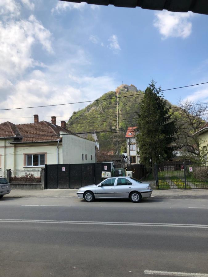 Apartament Basak 2 Daire Deva Dış mekan fotoğraf